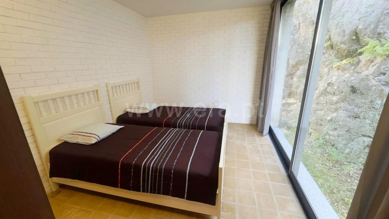 Moradia T4 para Venda em Paredes de Viadores e Manhuncelos Foto 8