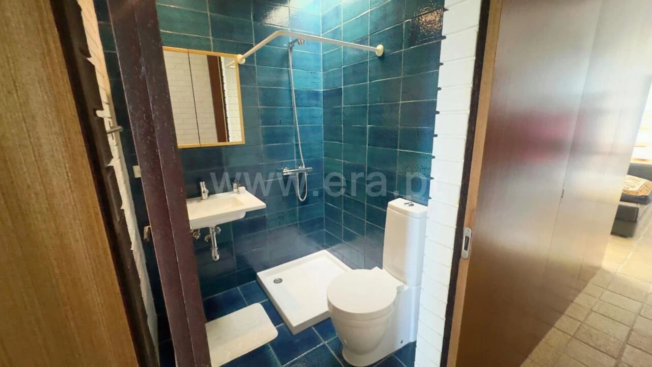 Moradia T4 para Venda em Paredes de Viadores e Manhuncelos Foto 14