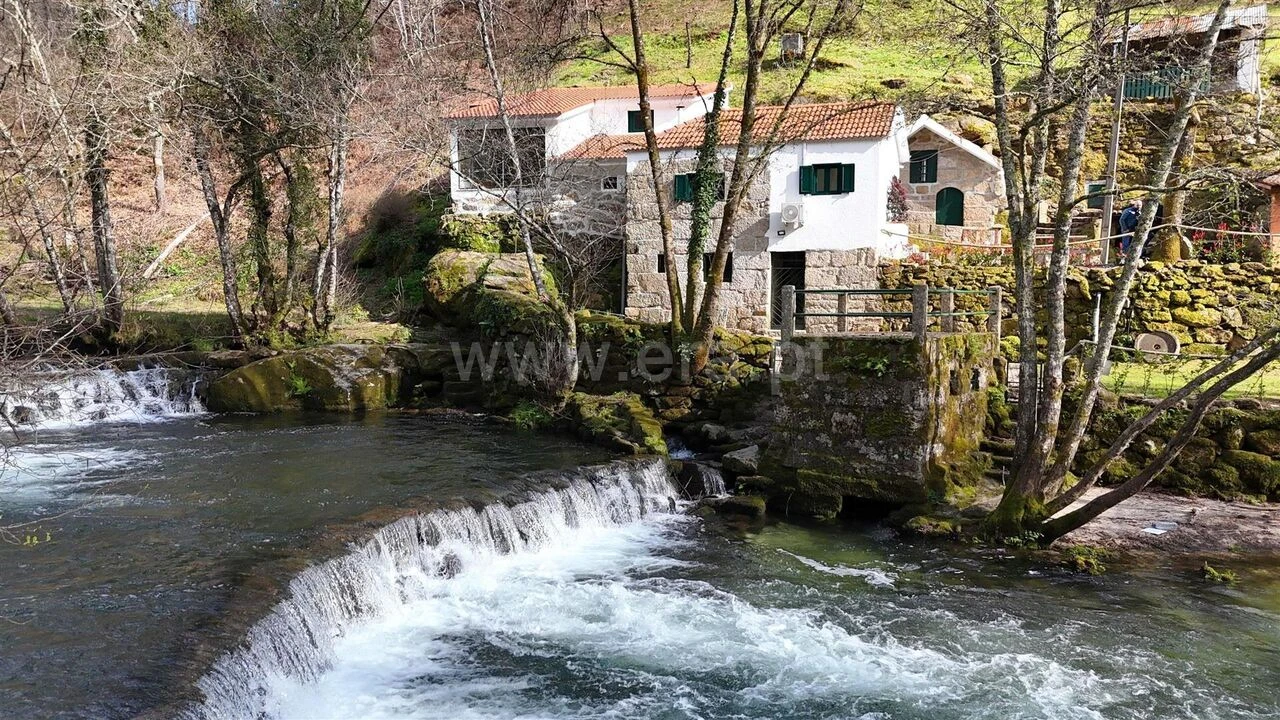 Moradia T3 para Venda em Várzea, Aliviada e Folhada Foto 1