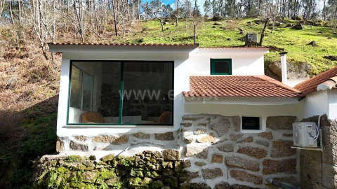 Moradia T3 para Venda em Várzea, Aliviada e Folhada