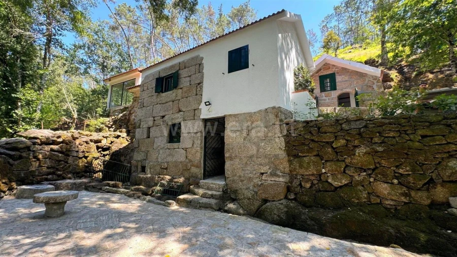 Moradia T3 para Venda em Várzea, Aliviada e Folhada Foto 17