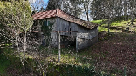 Moradia T2 para Venda em Vila Boa de Quires e Maureles