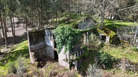 Moradia T2 para Venda em Vila Boa de Quires e Maureles