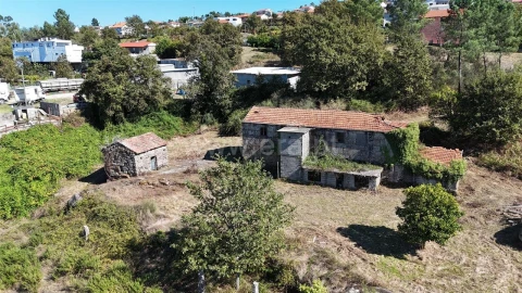 Quinta T0 para Venda em Avessadas e Rosém