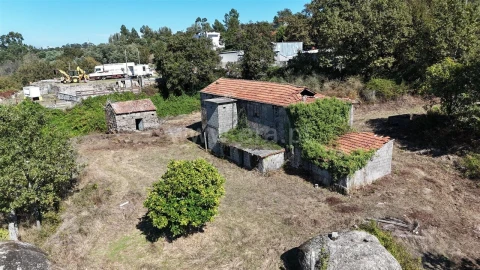 Quinta T0 para Venda em Avessadas e Rosém