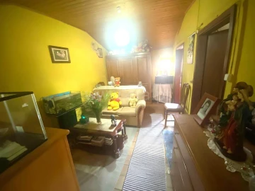 Moradia T1 para Venda em Freigil e Miomães