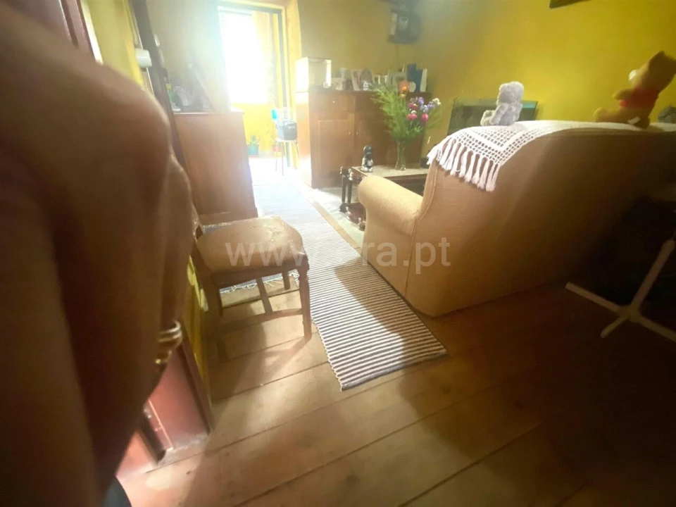 Moradia T1 para Venda em Freigil e Miomães Foto 9