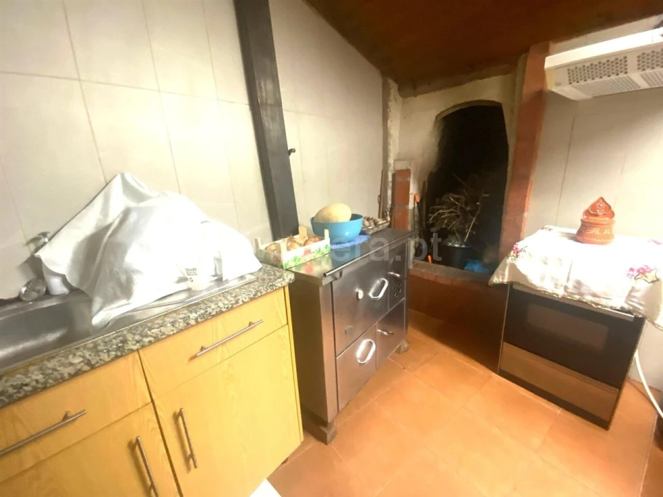 Moradia T1 para Venda em Freigil e Miomães Foto 17