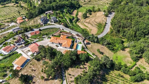 Quinta T4 para Venda em Campelo e Ovil