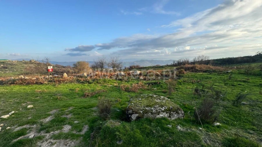 Terreno para Venda em Campelo e Ovil Foto 7