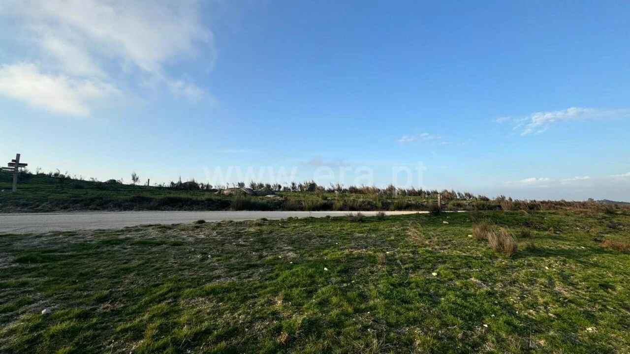 Terreno para Venda em Campelo e Ovil Foto 5