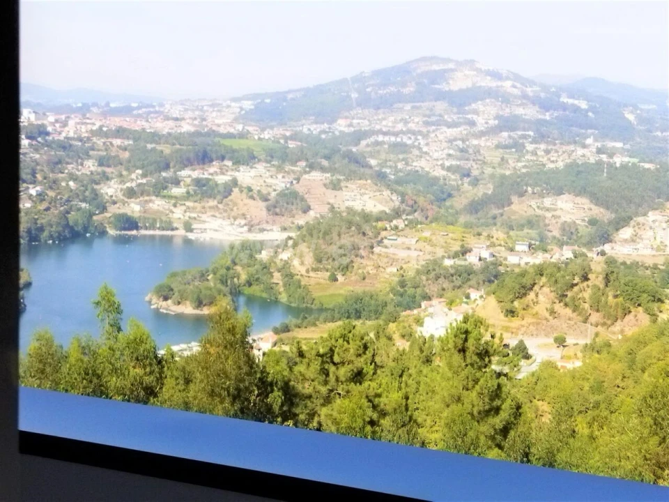 Moradia T5 para Venda em Sobrado e Bairros Foto 1