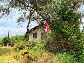 Moradia T0 para Venda em Várzea, Aliviada e Folhada
