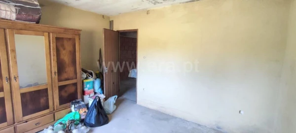 Moradia T1 para Venda em Várzea, Aliviada e Folhada