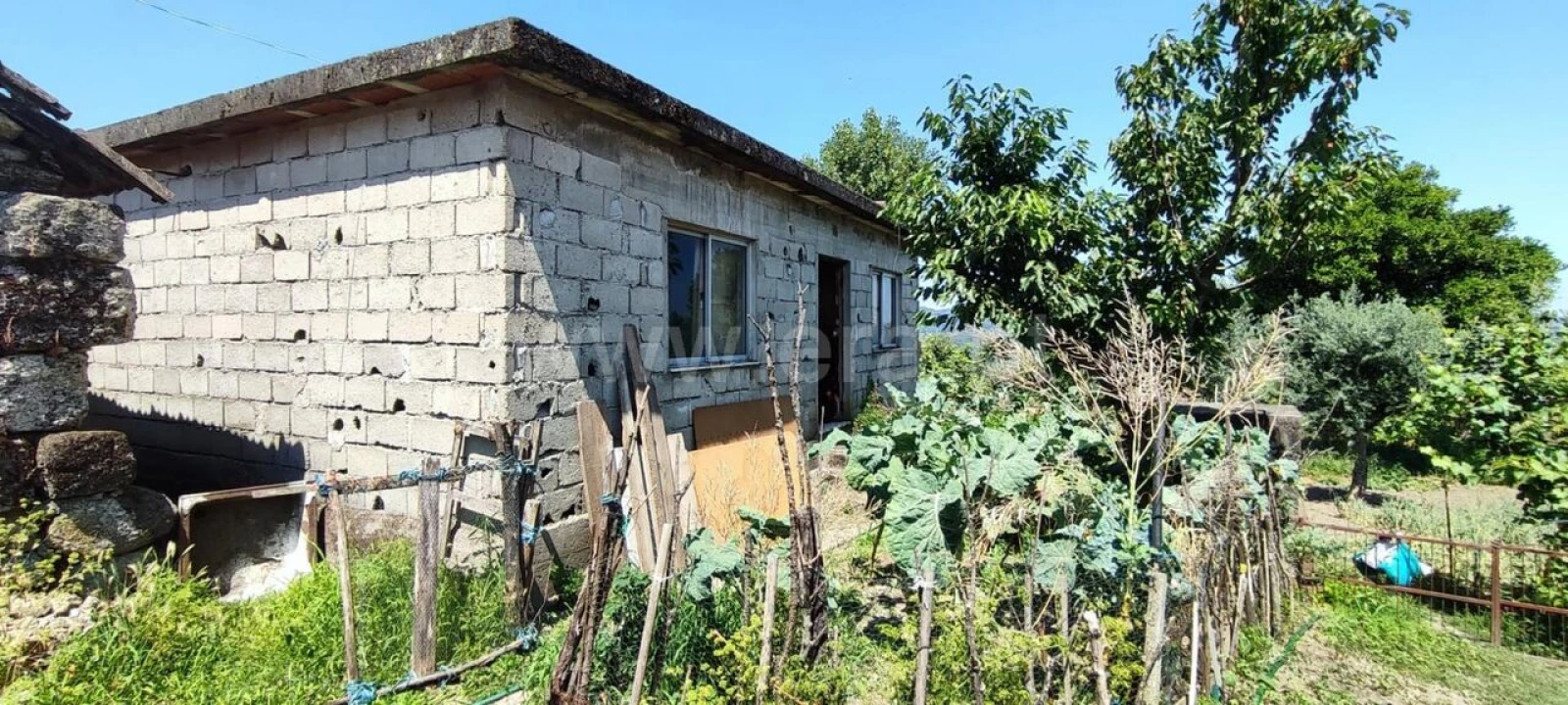 Moradia T1 para Venda em Várzea, Aliviada e Folhada Foto 12