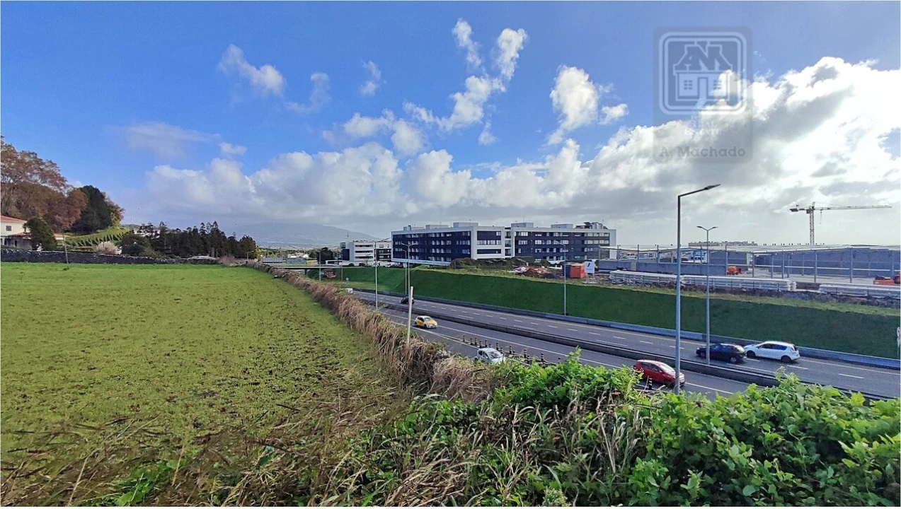 Terreno para Venda em Ponta Delgada (São Sebastião) Foto 2