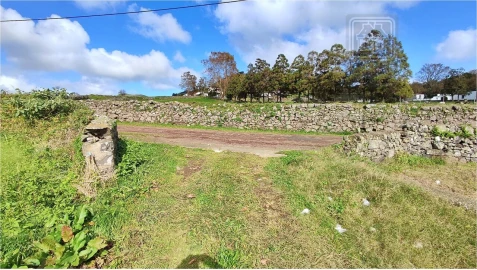 Terreno para Venda em Ponta Delgada (São Sebastião)
