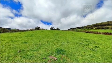 Terreno para Venda em Vila Franca do Campo (São Miguel)