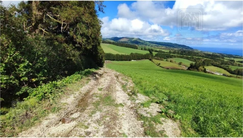 Terreno para Venda em Vila Franca do Campo (São Miguel)