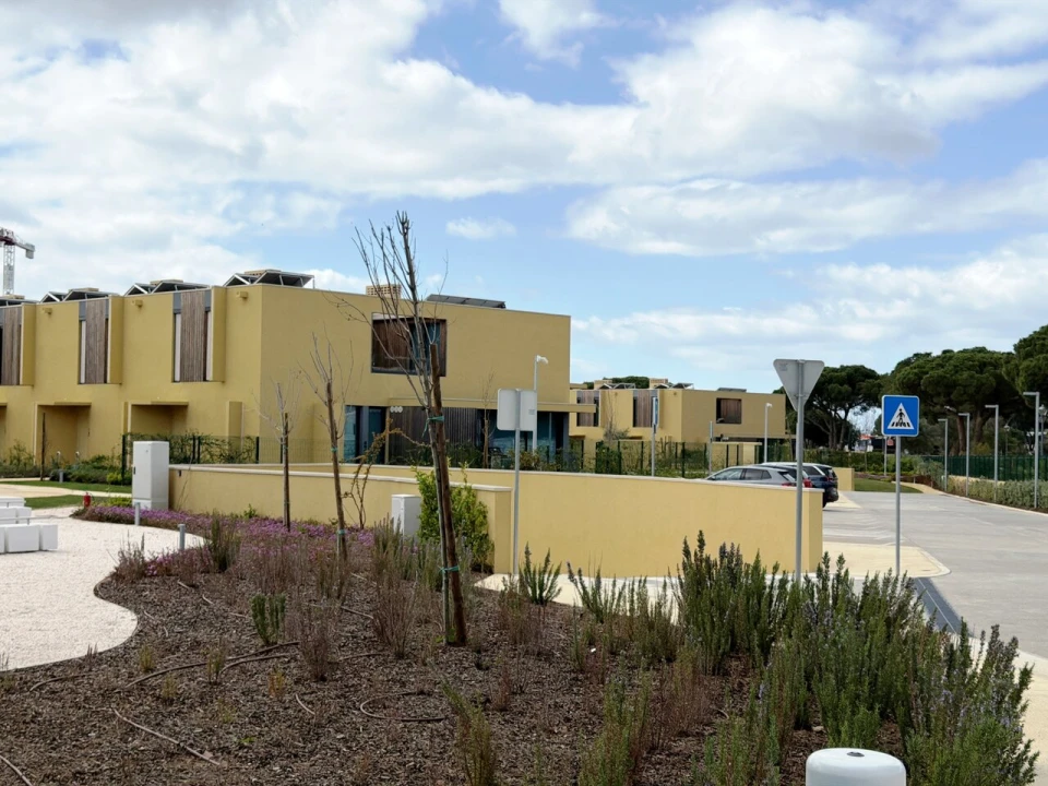 Moradia T2 para Venda em Quarteira Foto 52