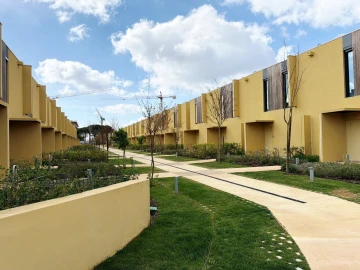 Moradia T2 para Venda em Quarteira