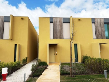 Moradia T2 para Venda em Quarteira