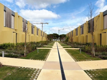 Moradia T2 para Venda em Quarteira