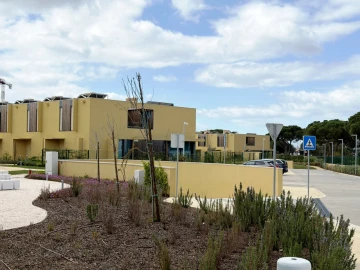 Moradia T2 para Venda em Quarteira