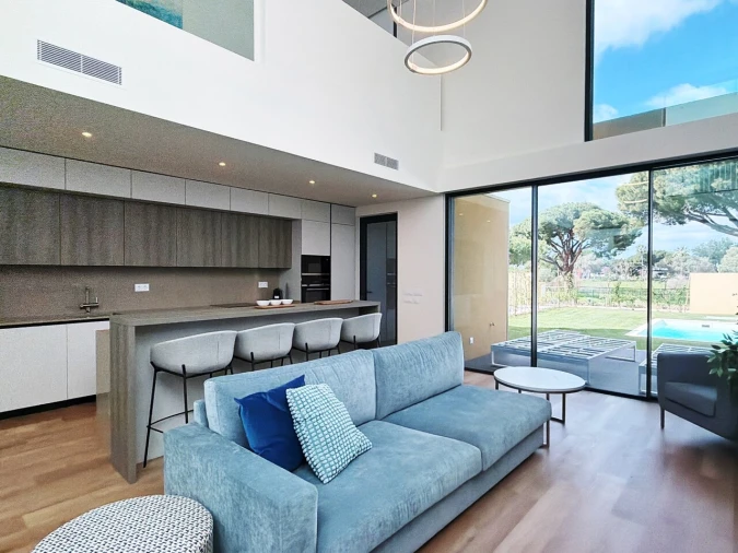 Moradia T2 para Venda em Quarteira Foto 24