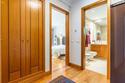 Moradia T4 para Venda em Albufeira e Olhos de Água