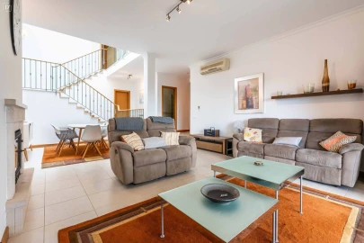 Moradia T3 para Venda em Albufeira e Olhos de Água