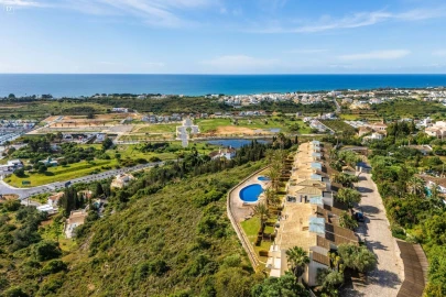 Moradia T3 para Venda em Albufeira e Olhos de Água