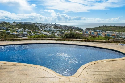 Moradia T3 para Venda em Albufeira e Olhos de Água