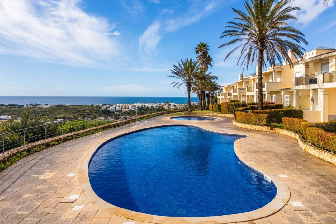 Moradia T3 para Venda em Albufeira e Olhos de Água Foto 25