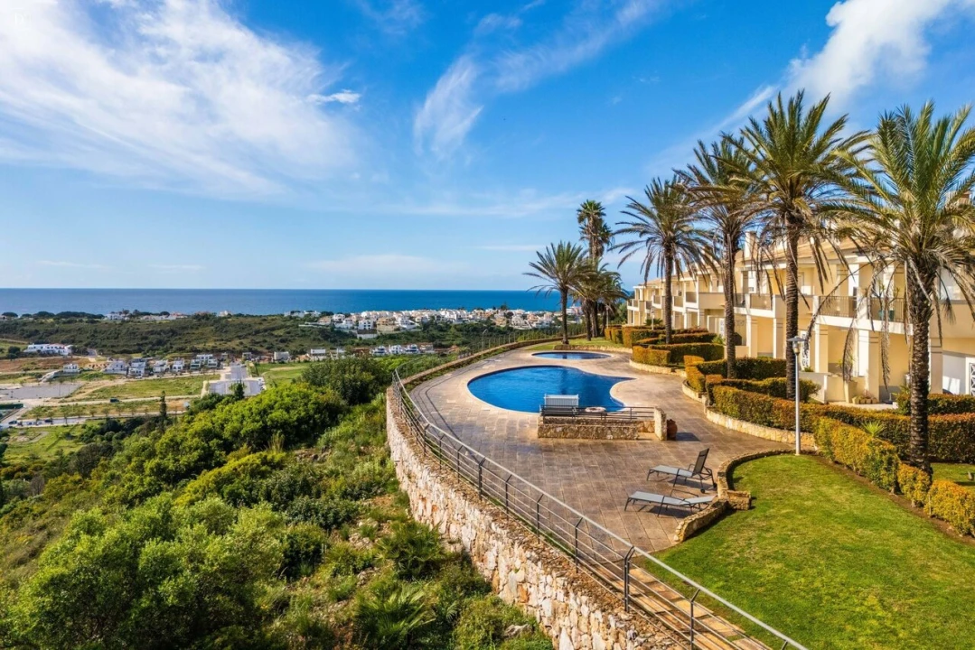 Moradia T3 para Venda em Albufeira e Olhos de Água Foto 22