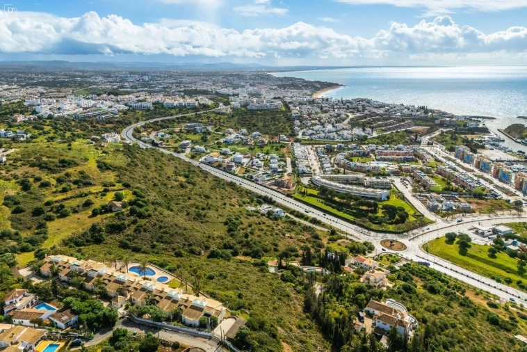 Moradia T3 para Venda em Albufeira e Olhos de Água Foto 30