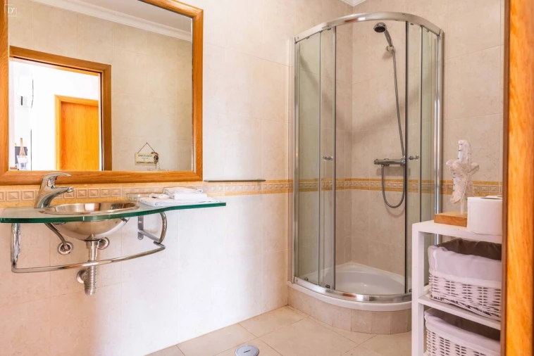 Moradia T3 para Venda em Albufeira e Olhos de Água Foto 12