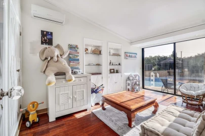 Moradia T8 para Venda em Albufeira e Olhos de Água