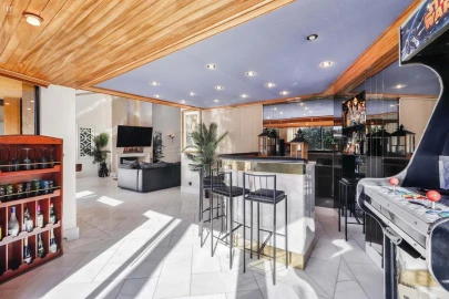 Moradia T8 para Venda em Albufeira e Olhos de Água