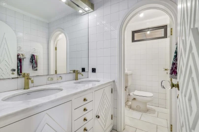 Moradia T8 para Venda em Albufeira e Olhos de Água