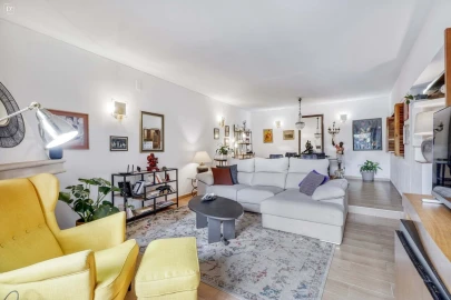 Moradia T8 para Venda em Albufeira e Olhos de Água