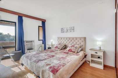 Moradia T8 para Venda em Albufeira e Olhos de Água