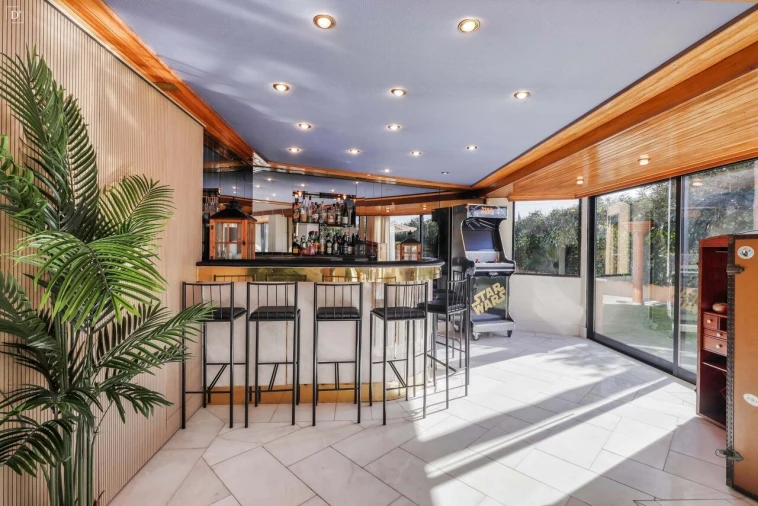 Moradia T8 para Venda em Albufeira e Olhos de Água Foto 10