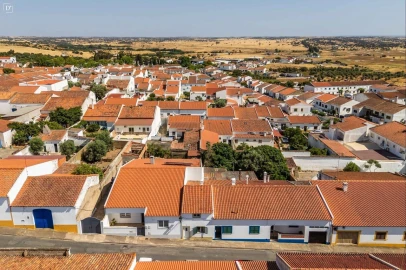 Moradia T1 para Venda em Castro Verde e Casével