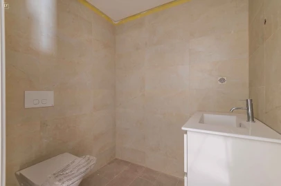 Moradia T3 para Venda em Moncarapacho e Fuseta