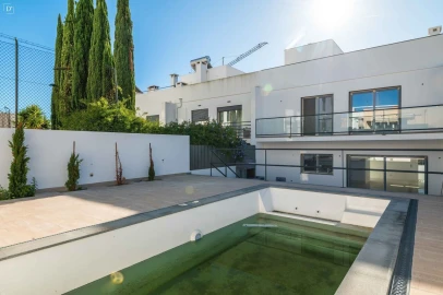 Moradia T3 para Venda em Moncarapacho e Fuseta