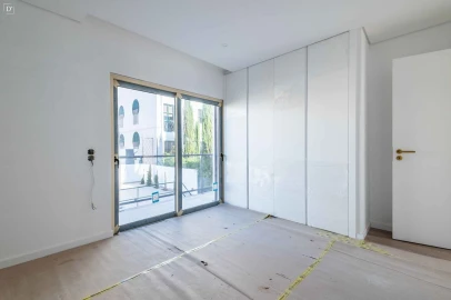 Moradia T3 para Venda em Moncarapacho e Fuseta