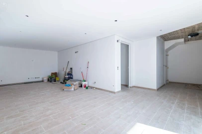 Moradia T3 para Venda em Moncarapacho e Fuseta