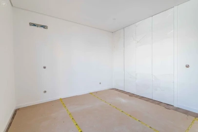 Moradia T3 para Venda em Moncarapacho e Fuseta