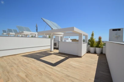 Moradia T3 para Venda em Moncarapacho e Fuseta